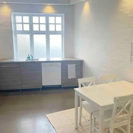 Appartamento The Old Hardware Store 3 Bedroom Aalborg